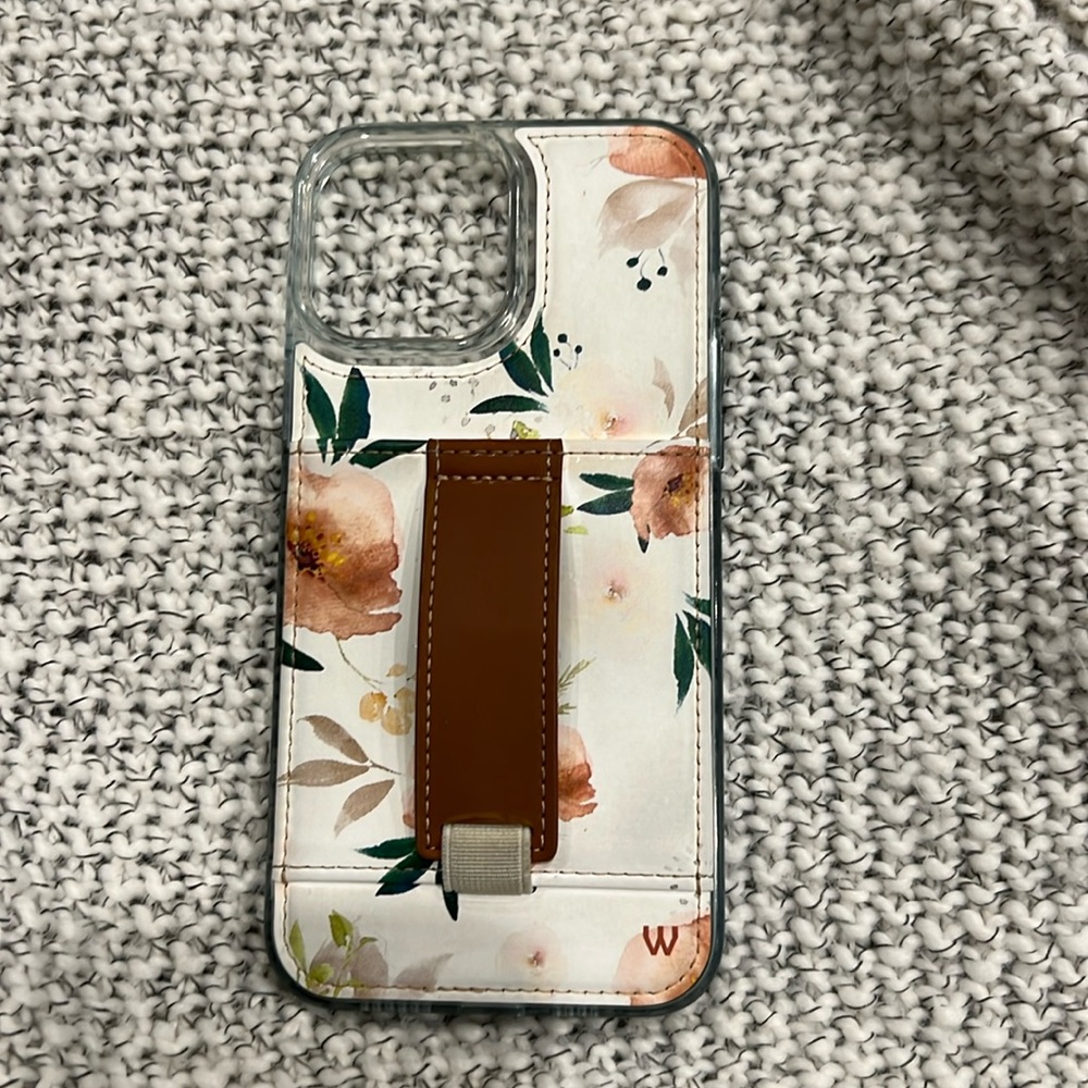 iPhone 13 Pro Max Rosy Petals Walli Case